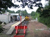 A DMU service from Glasgow Central about to draw to a halt at East Kilbride terminus on 21 August 2006.<br><br>[John Furnevel 21/08/2006]