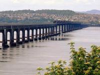 A view of the Tay Bridge - you can see the piers of the original bridge clearly from here.<br><br>[Adrian Coward 06/06/2006]