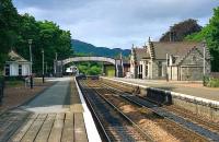 Pitlochry - view north, August 1989.<br><br>[John McIntyre 17/08/1989]