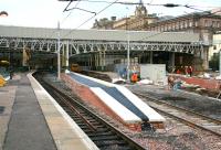 Newly extended east end platform at Waverley on 8 October 2006. The extension serves platform 3, which will normally be used by Borders line trains, with the North Berwick platform 4 straight ahead.<br><br>[John Furnevel 08/10/2006]