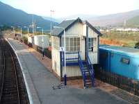 The redundant signal box at Helmsdale. Network Rails portacabins, etc. behind it. 16/10/06<br><br>[John Gray 16/10/2006]
