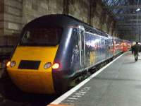 43095 at Glasgow Central with the late running 0800 service to Kings Cross.<br><br>[Graham Morgan 30/12/2006]