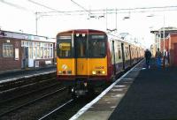 A terminating service from Glasgow Central arrives at Newton on 5 January 2007. <br><br>[John Furnevel 05/01/2007]