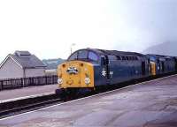 A pair of class 40s bring a special through Kingussie in October 1983.<br><br>[Roy Lambeth /10/1983]