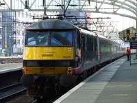 90019 departs with the Caledonian Sleeper ECS bound for Polmadie<br><br>[Graham Morgan 28/04/2007]