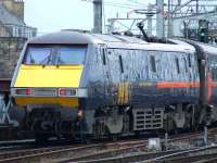 91113 <I>County of North Yorkshire</I> propelling the 0800 Kings Cross service out of Glasgow Central.<br><br>[Graham Morgan 12/05/2007]