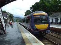 170405 at Pitlochry with the 1415 service to Edinburgh Waverley<br><br>[Graham Morgan 02/07/2007]
