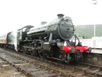 61994 arrives at Aviemore, by this time the rain had eased to a downpour.<br><br>[John Gray 18/08/2007]