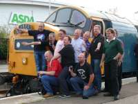 Class 40 society members beside 40145 at Elgin.<br><br>[Brian Forbes 22/9/2007]