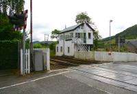 View from the north side of the level crossing over Ford Road, Blair Atholl, in August 2007.<br><br>[John Furnevel 25/08/2007]