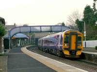 A northbound service stops at Aberdour on 14 December.<br><br>[Brian Forbes 14/12/2007]