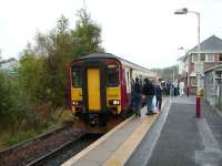 The platform at Hairmyres in October 2007 with 156 430 forming an East Kilbride - Glasgow service.<br><br>[David Panton 13/10/2007]