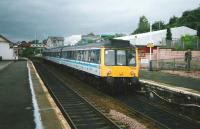 117 308 forms an evening outer circle train at Inverkeithing in July 1998. <br><br>[David Panton /07/1998]
