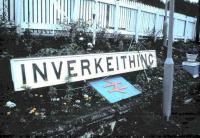 Pre-British Railways run-in board with raised metal letters, photographed at Inverkeithing in August 1985.<br><br>[David Panton /08/1985]