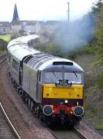 <I>The Royal Scotsman</I> accelerates north from Dysart on 28 April behind 47804.<br><br>[Bill Roberton 28/04/2008]
