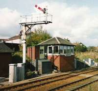 Newtonhill SB looking towards Aberdeen. October 1998.<br><br>[David Panton /10/1998]