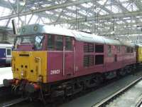 31601 at the buffer stops of Platform 6 at Glasgow Central station on 22nd May 2008.<br><br>[Graham Morgan 22/05/2008]