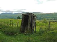 It has seen better days but this fogmans hut still stands next to the remains of Killin Junction west distant signal in July 2008.<br><br>[John Gray 23/07/2008]