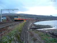 The last Blue Train passes Craigendoran Junction on its final passenger run.<br><br>[Ewan Crawford 30/12/2002]