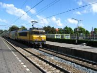 Double deck stock is propelled out of Hoorn station.<br><br>[Michael Gibb 18/05/2008]