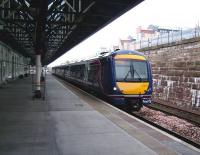 Platform 4 at Dundee station on 31 July 2008 with 170 424 about to depart on a Glasgow Queen Street - Aberdeen service.<br><br>[David Panton 31/07/2008]