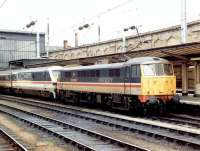 86207 <I>City of Lichfield</I> backs onto DVT 82138 at the head of a southbound <I>InterCity</I> WCML service at Carlisle platform 4 in the spring of 1996.<br><br>[John Furnevel //1996]