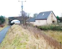 A doomed house, which must have been compulsorarily purchased, east of Forrestfield. View looks east where the A89 crosses the trackbed at Bedlormie Toll.<br><br>[Ewan Crawford 26/12/2008]