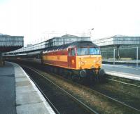 47 786 <I>Roy Castle</I> propels sleeper stock into platform 4 at Aberdeen in October 1998.<br><br>[David Panton /10/1998]