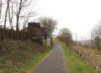 Looking west towards Johnstone past the remains of Elderslie station, some 43 years after closure in 1966.<br><br>[Graham Morgan 24/03/2009]