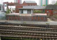 Paragon signal box on the approach to Hull station in 2009. View south from Park Street bridge.<br><br>[John Furnevel 23/04/2009]
