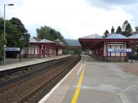 Looking south along the platforms at Gleneagles in June 2009. Hard to believe it has been unstaffed for 25years or so and has no CCTV. <br><br>[David Panton 16/06/2009]