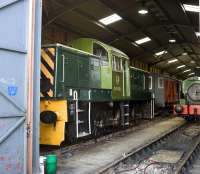 D9521 borrowed from the Dean Forest for a diesel gala on the Swindon and Cricklade Railway on 10 October 2009.<br><br>[Peter Todd 10/10/2009]