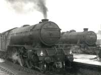 V2 2-6-2 no 60972 stands alongside Class 5 4-6-0 44976 at Stirling circa 1964<br><br>[Gordon Smith Collection (Courtesy Ken Browne) //1964]