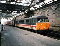 86 213 <i>Lancashire Witch</i> with an arrival at the old platform 10 at Waverley in February 1998<br><br>[David Panton /02/1988]