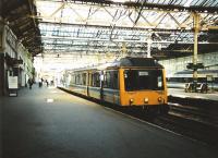117 313 stands at Waverley platform 17 in May 1997 with the 1727 to Perth via Dunfermline.<br><br>[David Panton /05/1997]