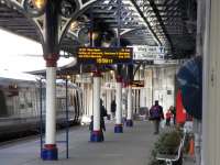 A Glasgow to Aberdeen service boards at Dundee's platform 4 on 20 March 2010.<br><br>[David Panton 20/03/2010]