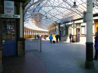 The elegant curved walkway linking train and ferry services at Wemyss Bay, seen here in April 2010.<br><br>[Veronica Inglis 02/04/2010]