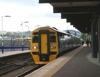 158754 enters Blackburn station with a Blackpool North to York <br>
service on 17 July 2010.<br>
<br><br>[John McIntyre 17/07/2010]