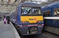 322 481 at Glasgow Central on 26 February with the 15.13 to North Berwick.<br>
<br><br>[Bill Roberton 26/02/2011]