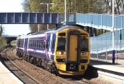 158 725 about to leave Dalgety Bay station on 8 April 2011.<br><br>[Brian Forbes 08/04/2011]