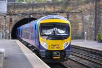 First Transpennine 185 107 plunges into Haymarket South Tunnel with a service from Manchester Airport to Edinburgh Waverley on 9 August.<br>
<br><br>[Bill Roberton 09/08/2011]