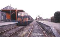 A sugar beet train at Gort, Co Galway, in July 1988.<br><br>[Ian Dinmore /07/1988]