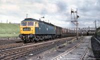 A very clean Brush Type 4 No. 1624 passing through Carstairs on 23rd May 1970 with the 6S33 Herbrandston (Milford Haven) - Sighthill East tanks.<br><br>[Bill Jamieson 23/05/1970]