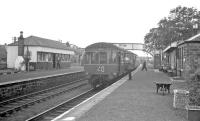 Last day of passenger services at Rosewell on 8 September 1962 with a DMU for Waverley at the platform. The destination blind reads 'Edinburgh - Inner Circle'. [See image 37367]<br><br>[R Sillitto/A Renfrew Collection (Courtesy Bruce McCartney) 08/09/1962]
