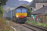 DRS 66301 leads the 4D47 Inverness - Mossend Tesco train through Pitlochry on 13 April.<br><br>[Bill Roberton 13/04/2012]