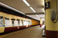 Anderston station, Glasgow, looking west in July 2005.<br><br>[John Furnevel 10/07/2005]