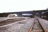 Looking back towards the station concourse at Bradford Forster Square in 1988. [See image 40431]<br><br>[Ian Dinmore //1988]
