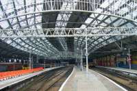 Looking back towards the station concourse, Liverpool Lime Street, September 2013.<br><br>[Veronica Clibbery 25/09/2013]