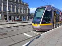 Luas tram 4009 calls at Dublin's Heuston Station on 23 March 2014.<br><br>[Bill Roberton 23/03/2014]