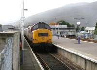 <h4><a href='/locations/F/Fort_William'>Fort William</a></h4><p><small><a href='/companies/W/West_Highland_Railway'>West Highland Railway</a></small></p><p>Fort William portion of the Highland Sleeper stands ready to board on 27 September 2005. 15/42</p><p>27/09/2005<br><small><a href='/contributors/John_Furnevel'>John Furnevel</a></small></p>